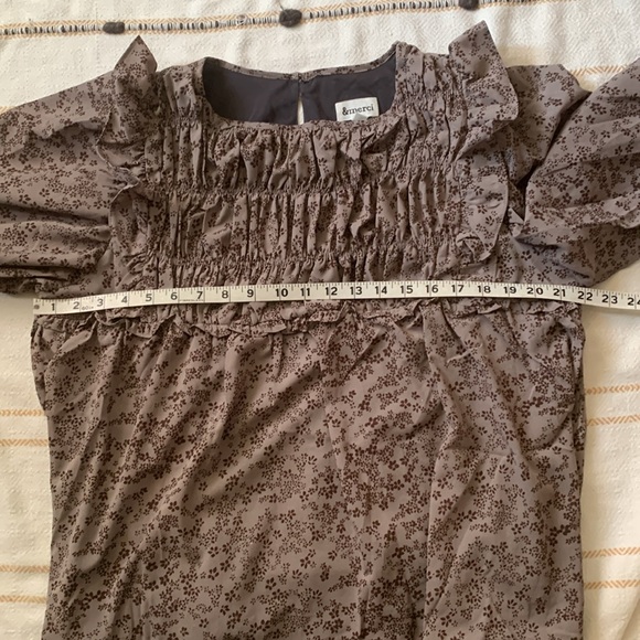 Floral Ruffle Blouse - Brown - Picture 15 of 16